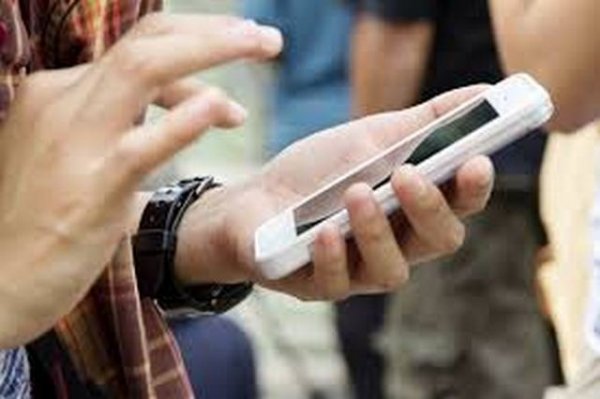 SOS για τους χρήστες smartphone! Τι είναι οι επιθέσεις «μηδενικού κλικ»