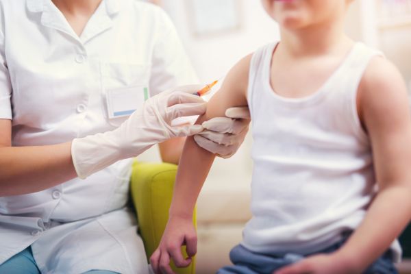 Ιταλία: Πρόταση της Λέγκα για ακύρωση του υποχρεωτικού εμβολιασμού παιδιών για την εγγραφή τους στα σχολεία