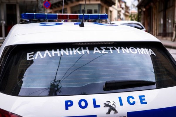 Συνελήφθη δράστης στα Τρίκαλα που στην οικία του βρέθηκαν ναρκωτικά και κλεμμένα αντικείμενα