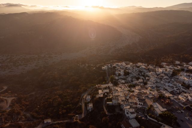 Οι τιμές στα χειμερινά εξοχικά ανά την Ελλάδα – Πόσο έχουν μεταβληθεί από το 2008 έως σήμερα