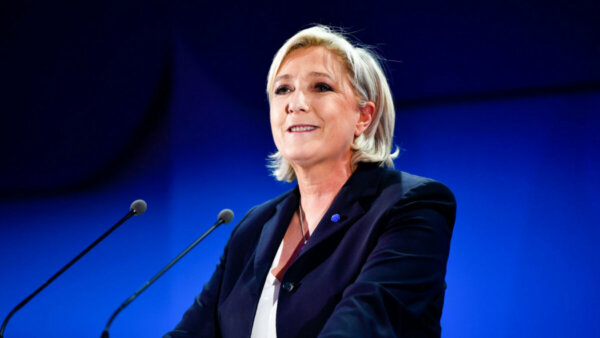 Γαλλία: Η ακροδεξιά πανηγυρίζει και επιδιώκει την απόλυτη πλειοψηφία