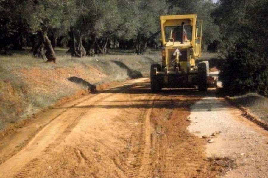 Δήμος Τυρνάβου: 150.000 ευρώ για την αποκατάσταση αγροτικών δρόμων