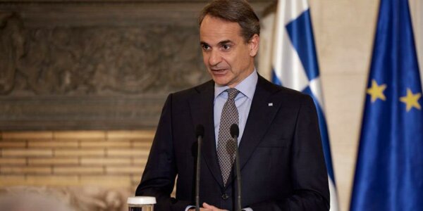 Κυβέρνηση: Η «ανταρσία» των 11 και τα καμπανάκια για το μέλλον