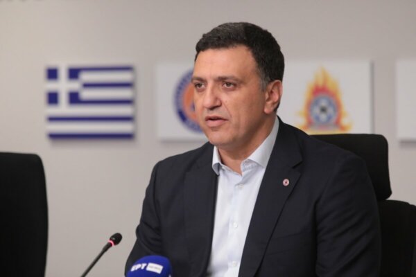 Κικίλιας: Ως αργά το βράδυ ισχυρές βροχές και καταιγίδες στις περισσότερες περιοχές της χώρας