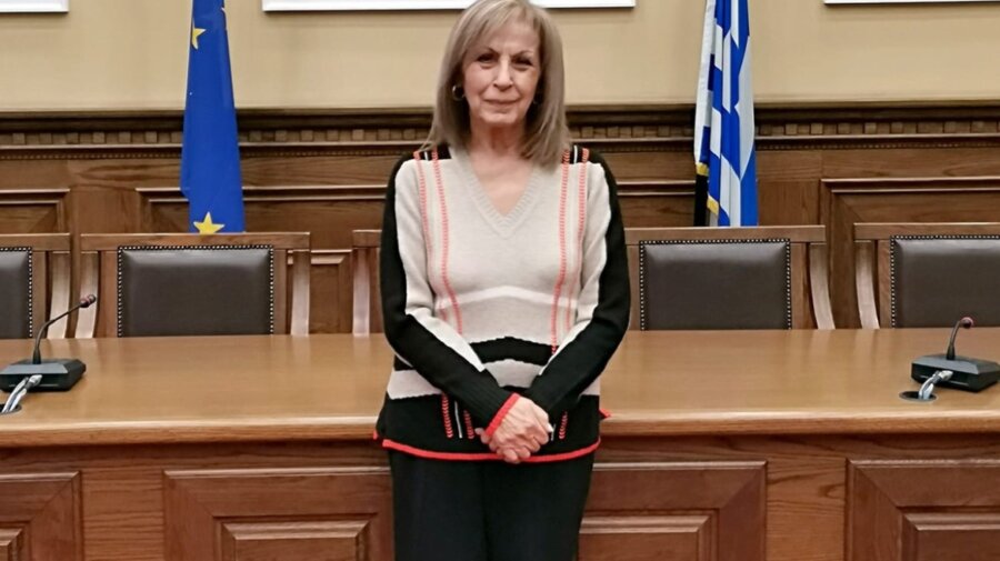 Η Αθηνά Αηδονά διαδέχεται τον Απόστολο Τζιτζικώστα στην Περιφέρεια Κεντρικής Μακεδονίας