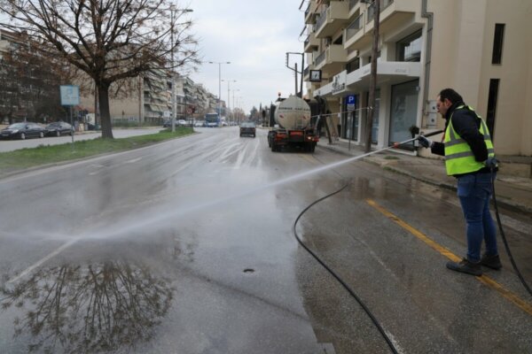 Δήμος Λαρισαίων: Εργασίες πλύσης στην οδό 31ης Αυγούστου την Κυριακή