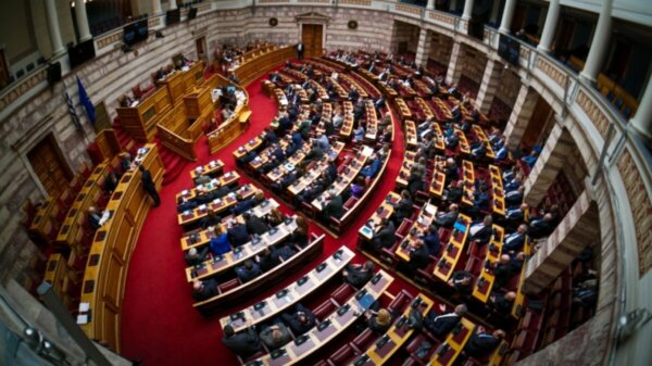 Βουλή: Την Τρίτη 18 Μαρτίου η προ ημερησίας για τα εξοπλιστικά και την Άμυνα με πρωτοβουλία Μητσοτάκη