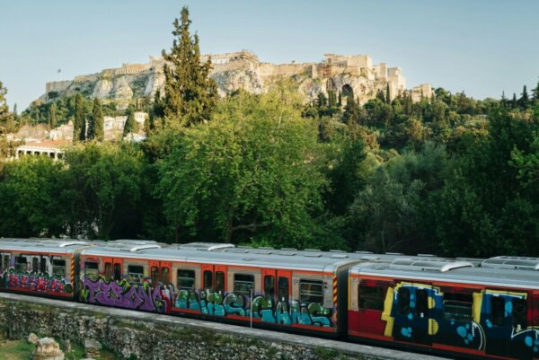 Καιρός: Επιστρέφει η Άνοιξη με ηλιοφάνεια και άνοδο της θερμοκρασίας – Οι πρώτες εκτιμήσεις για την 25η Μαρτίου