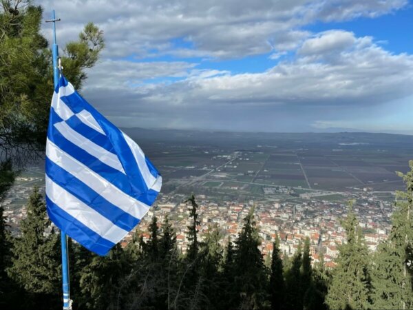 Τα Φάρσαλα γιορτάζουν με λαμπρότητα την 25η Μαρτίου