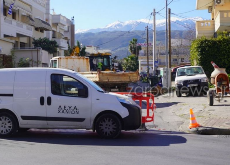 Οδηγός σε αμόκ στα Χανιά επιτέθηκε σε εργαζόμενο του δήμου: Τον τράβηξε έξω από το βαν και τον ξυλοκόπησε