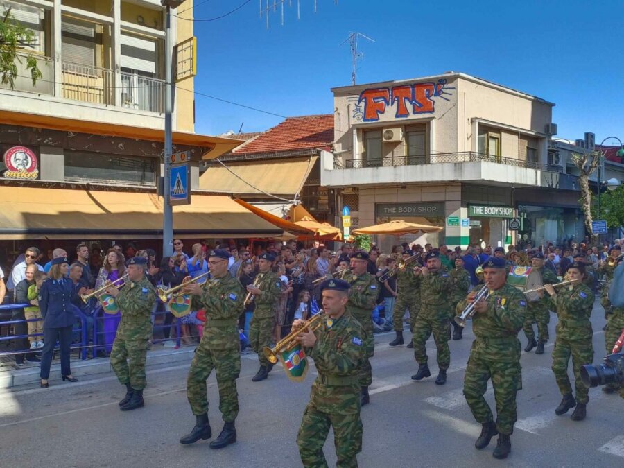 Το πρόγραμμα των σημερινών εορταστικών εκδηλώσεων και η παρέλαση